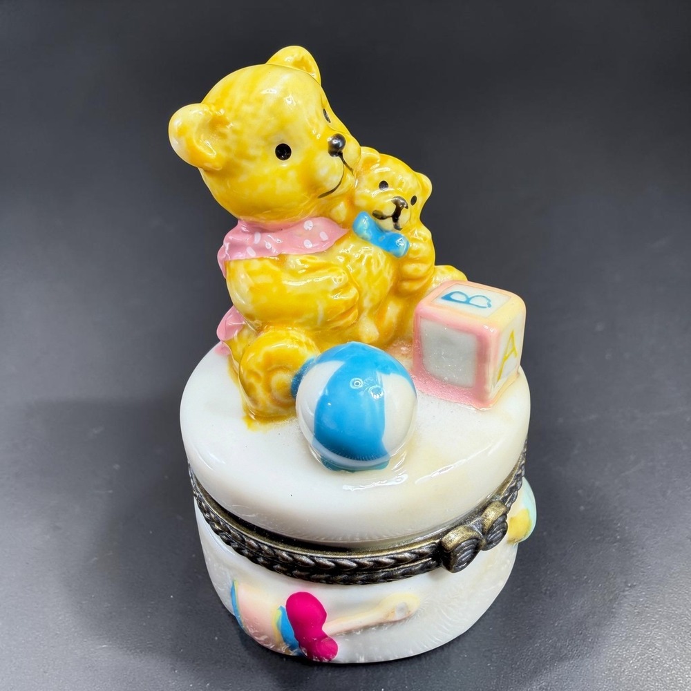 Vintage Porcelain Teddy Bear Hinged Trinket Box Nursery Keepsake Yellow Bear 3in